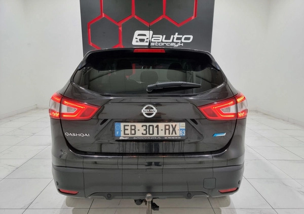 Nissan Qashqai cena 31700 przebieg: 125000, rok produkcji 2016 z Leśnica małe 379